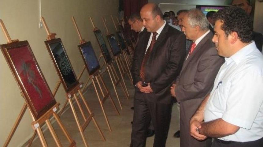 Niksar&rsquo;da Cam Grav&uuml;r Sergisi A&ccedil;ıldı