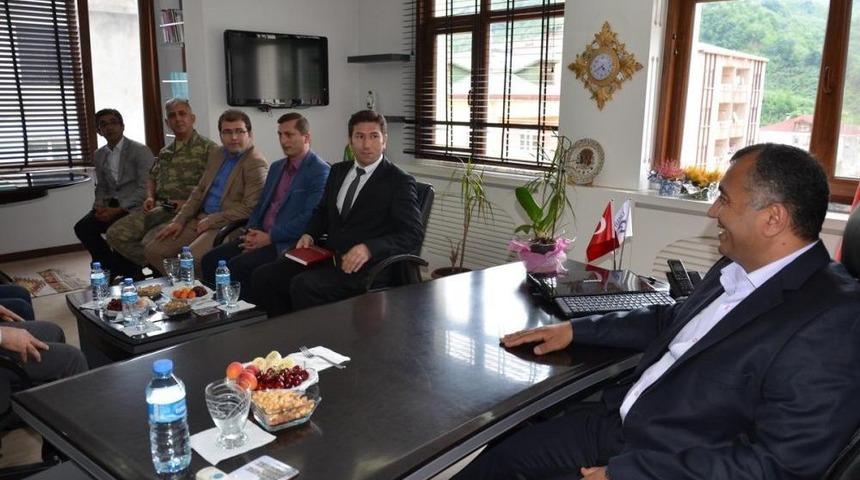 Vali &Ccedil;ift&ccedil;i'den &Ccedil;atalpınar'a Veda Ziyareti