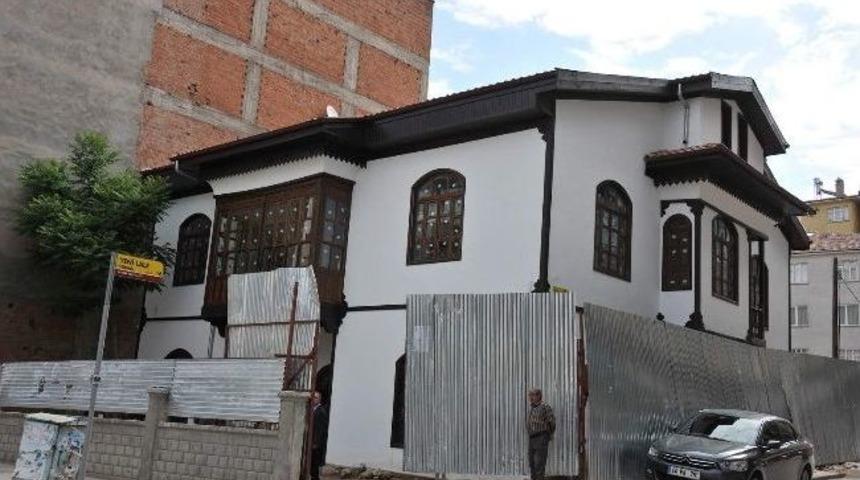 Tarihi Konak Aslına Uygun Restore Edildi