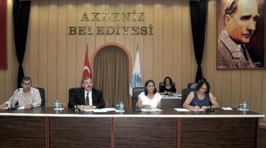 Akdeniz Belediye Meclisi Toplandı