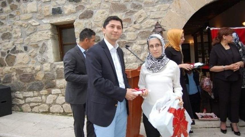 Arapgir&rsquo;de Yıl Sonu Sergisi A&ccedil;ıldı