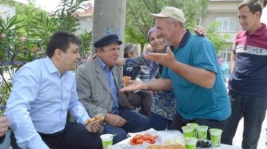 K&uuml;sk&uuml;n D&uuml;n&uuml;rleri Belediye Başkanı Barıştırdı