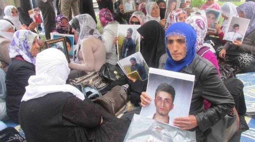 &Ccedil;ocukları Ka&ccedil;ırılan Ailelerin Eylemleri S&uuml;r&uuml;yor