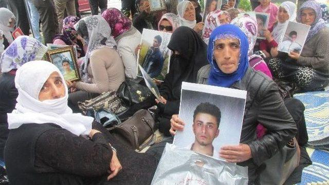 &Ccedil;ocukları Ka&ccedil;ırılan Ailelerin Eylemleri S&uuml;r&uuml;yor 2