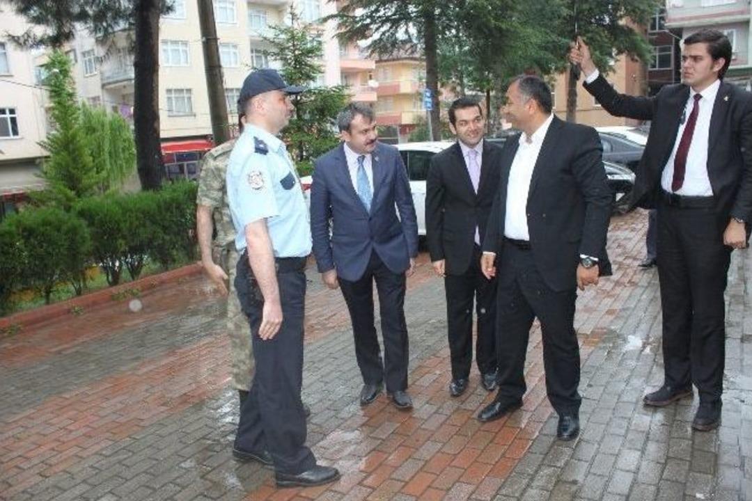 Vali &Ccedil;ift&ccedil;i, Kumrulularla Vedalaştı