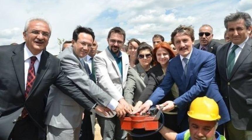 Erdoğan B&uuml;y&uuml;kkasap Kongre Ve K&uuml;lt&uuml;r Merkezinin Temeli Atıldı