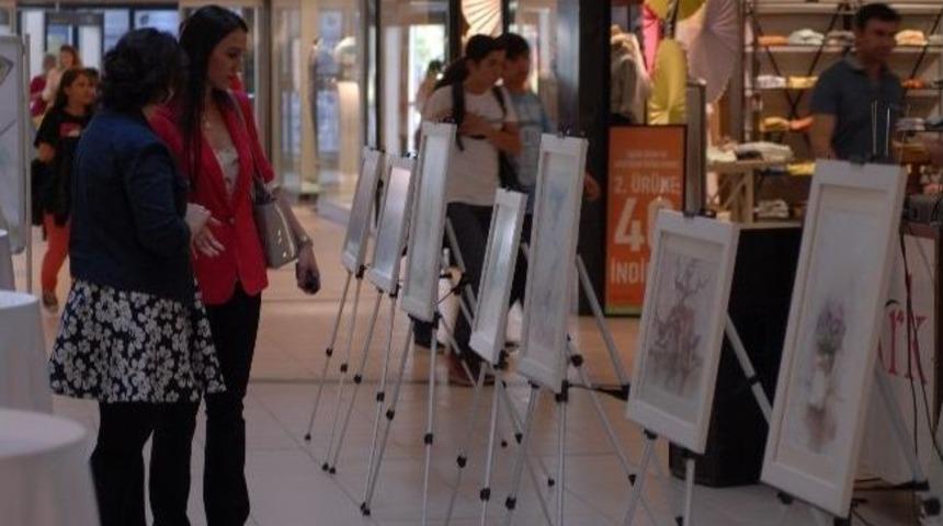 Espark&rsquo;ta 'bahar Esintileri' Resim Sergisi