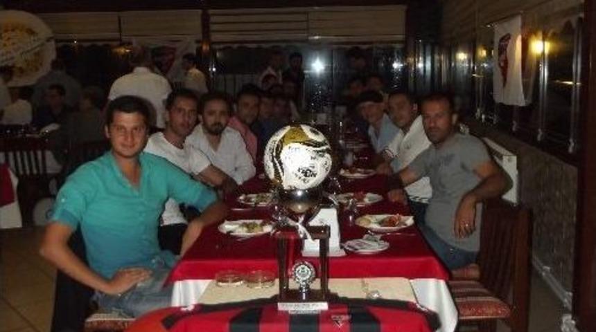 K&ouml;pr&uuml;l&uuml;spor Şampiyonluk Coşkusunu Yaşadı