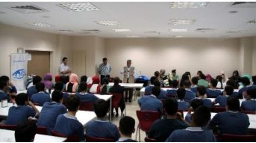 Sağlık&ccedil;ılardan Somaya Yardım