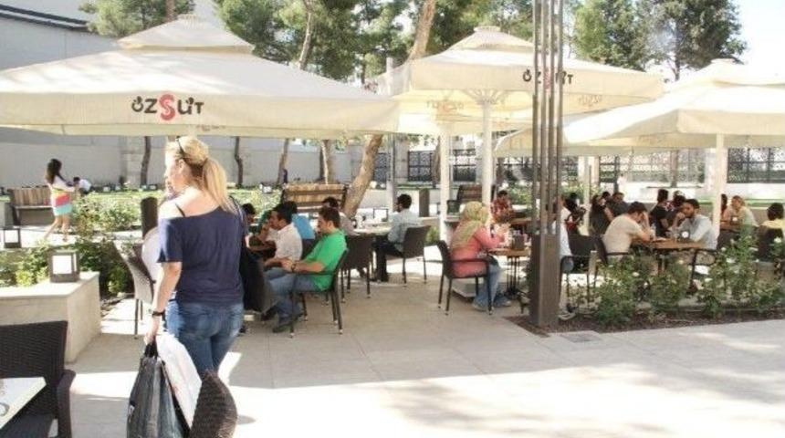 Piazza&rsquo;da Bah&ccedil;e Keyfi