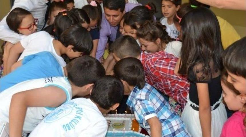 Sel&ccedil;uk &Ccedil;&ouml;z&uuml;m&rsquo;den İngilizce Sertifika T&ouml;reni