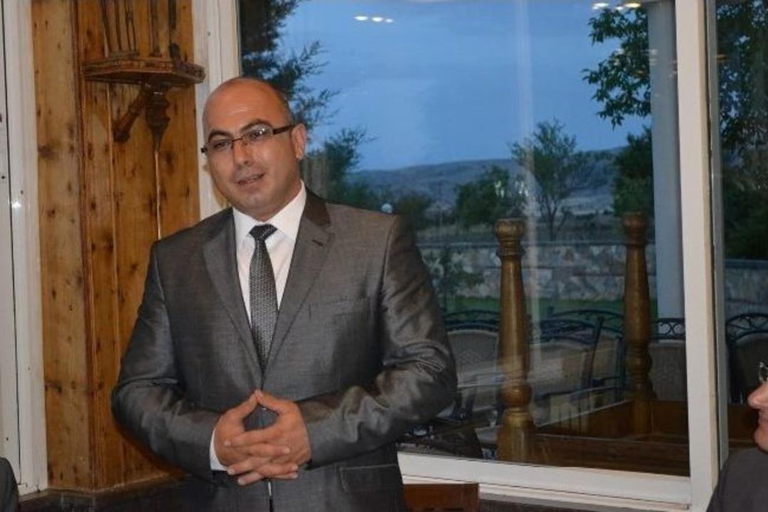 Kula'da Garnizon Komutanına Veda Yemeği