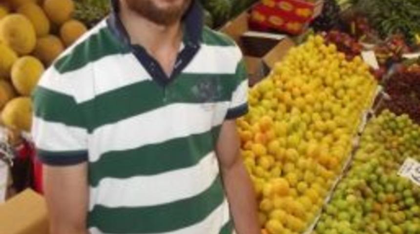 Taze Kayısı Manavlarda