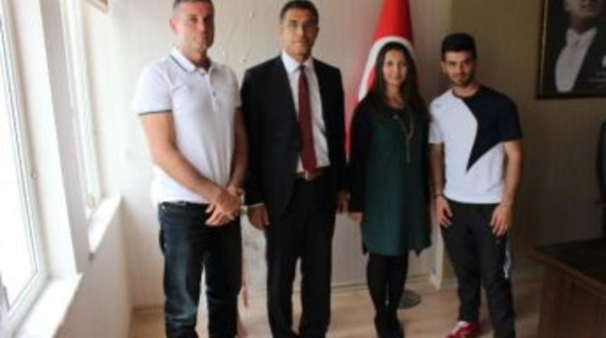 Myo&rsquo;lu Boks&ouml;r Altın Hedefliyor