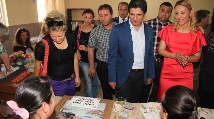 D&ouml;şemealtı Halk Eğitim Kursiyerlerinden Yıl Sonu Sergisi