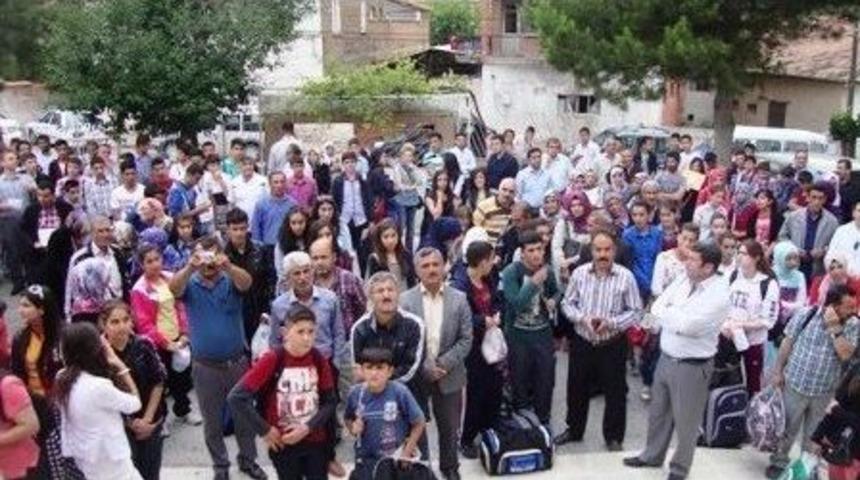 198 &Ouml;ğrenci &Ccedil;anakkale&rsquo;ye Gitti