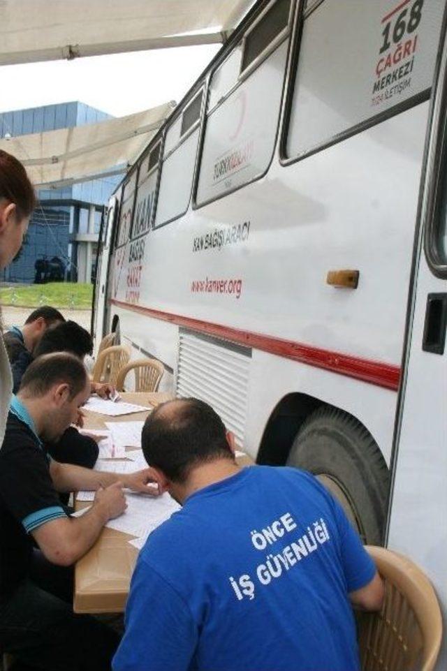 Standard Profil &Ccedil;alışanlarından Kan Bağışı 2