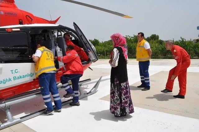 Durumu Kötüleşen Minik Cihan Helikopterle Sevk Edildi