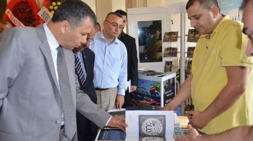 Tekirdağ&rsquo;da 'tezhip Ve Minyat&uuml;rle Uzun Bir Y&uuml;r&uuml;y&uuml;ş' Sergisi A&ccedil;ıldı