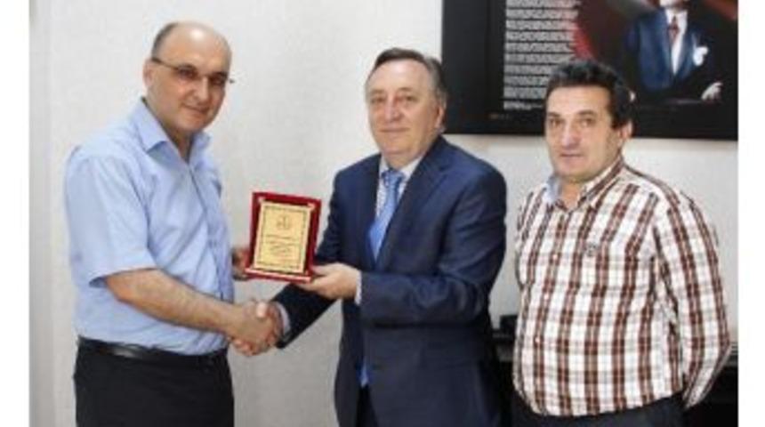 &Ouml;zel Ada Hastanesi&rsquo;nden Eğitime &Ouml;rnek Destek