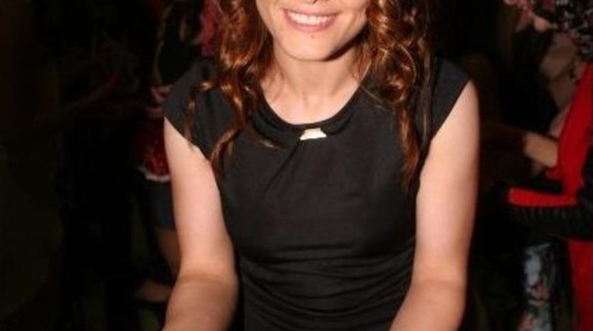 Kız Öğrencilerin Mezuniyet Kınası