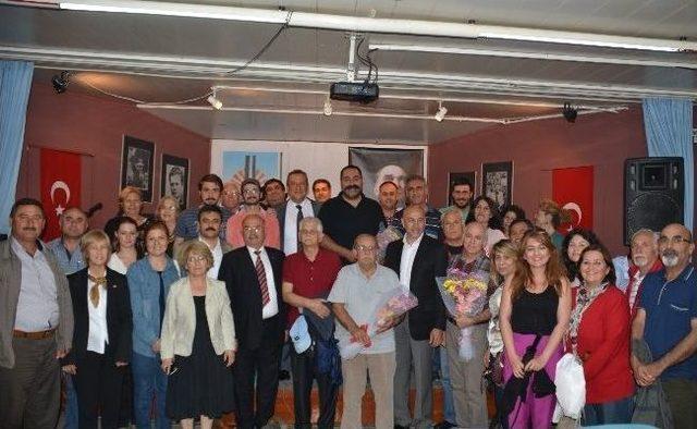 Dikili Dünya Şairi Nazım’ı ‘muhteşem’ Andı 3