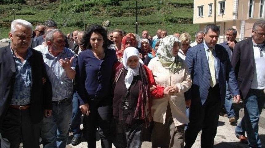 Chp Ve Mhp'den Şimşirli'ye Ziyaret