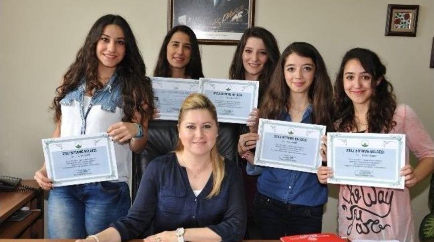 Osmangazi Belediyesi'ndeki Stajyer &Ouml;ğrencilere Duygusal Veda