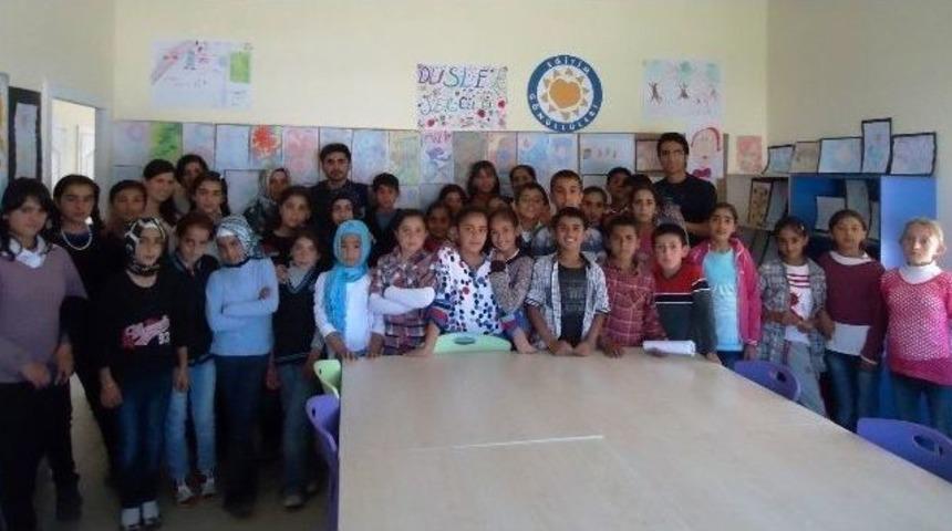 Tegv Erciş Adım Adım &Ouml;ğrenim Birimi&rsquo;nde D&ouml;nem Sonu Sergisi