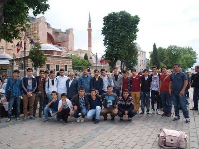 Anadolu Gen&ccedil;lik Tarihe Yolculuk Yaptı 1