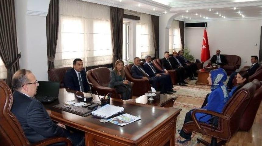 İl Genel Meclisi Üyelerinden Vali Canbolat’a Ziyaret