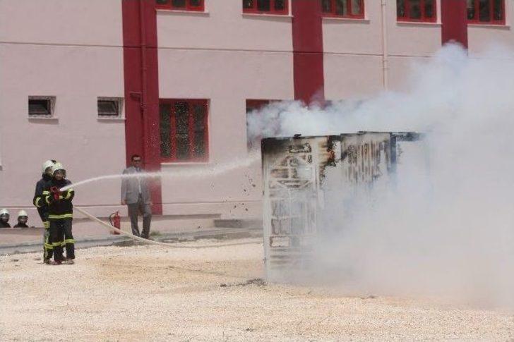Sivil Savunma Ve İtfaiye Okulu Mezunlarından Nefes Kesen Tatbikat G4
