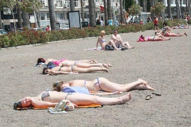 Turistler Fırtınaya Aldırmadı 3