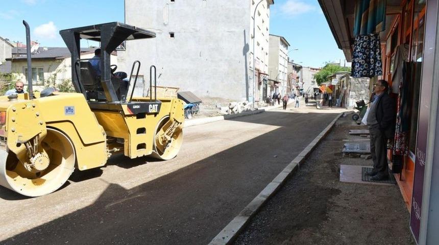 Yakutiye Belediyesi Erzincan Kapı'yı D&uuml;zenliyor