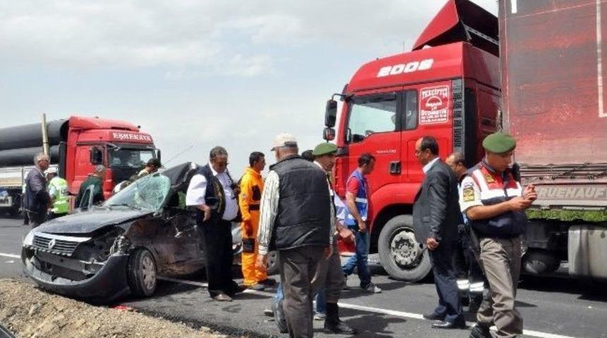 Akşehir'de Trafik Kazası: 1 &Ouml;l&uuml;