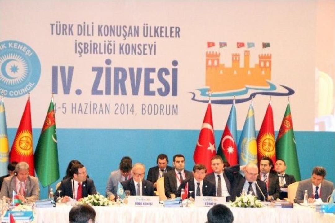 Bakan Davutoğlu: "devletler Ayrı Olsa Da Tek Bir Milletiz&rdquo;