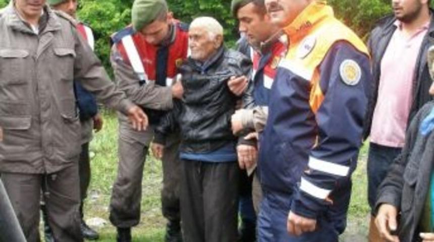 Afad Ekibi Kayıp Yaşlı Adamı Buldu
