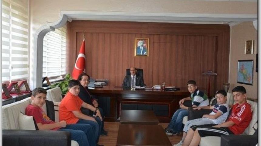 &Ccedil;ocuk Merkezi T&uuml;rkiye &Ccedil;ocuk Ve Yıldızlar Satran&ccedil; Ligine Katılmaya Hak Kazandı