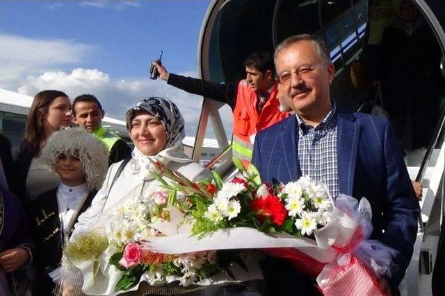 Vali G&uuml;nay &Ouml;zdemir Kars&rsquo;a Geldi 1