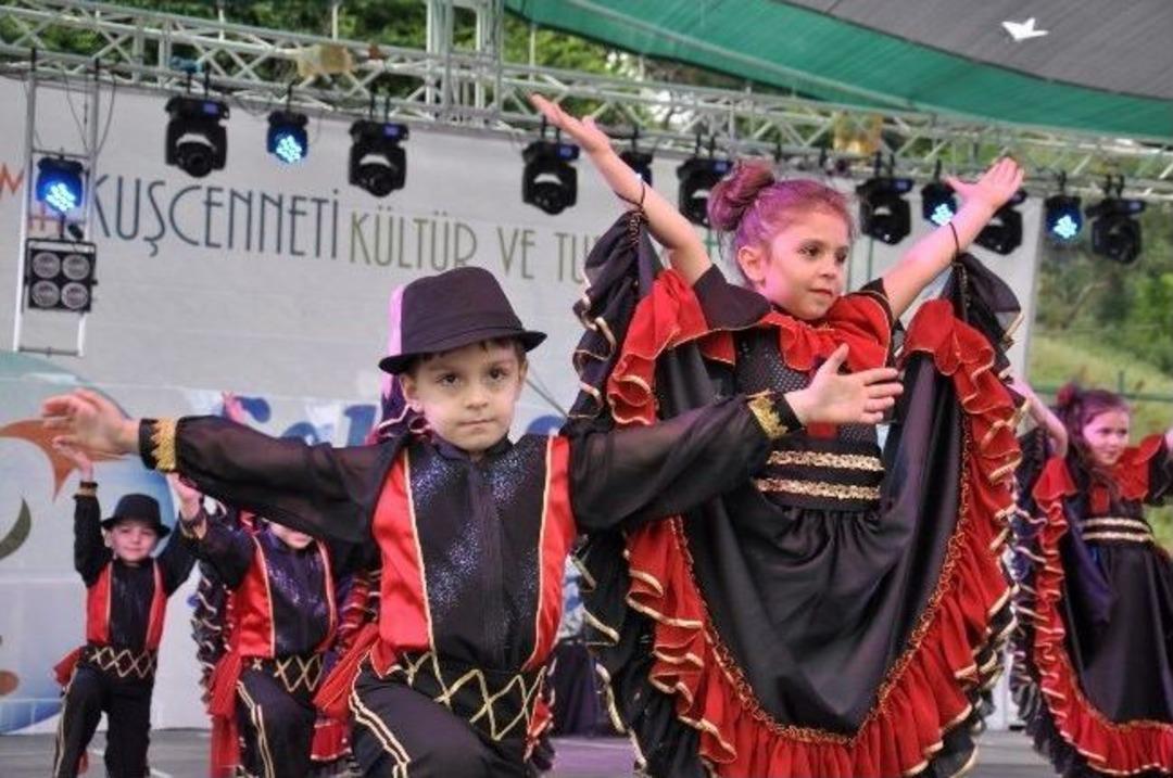 Festivale İlgi Yağmura Rağmen Devam Ediyor