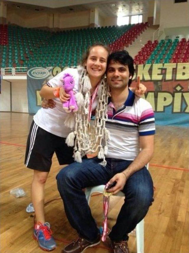 Terc&uuml;man Lisesi Şampiyon Oldu 1