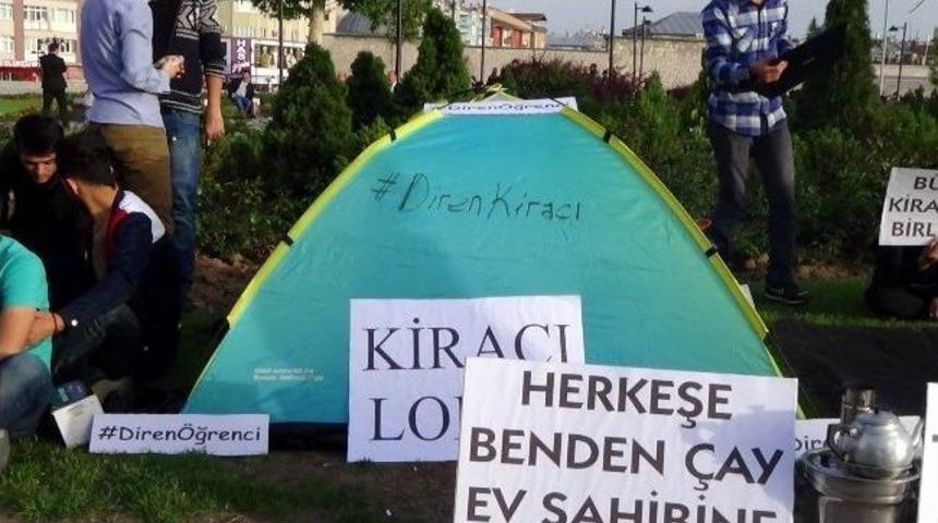 Sivas&rsquo;ta &Ouml;ğrencilerden &Ccedil;adırlı Protesto