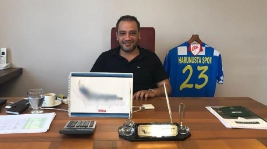 'Bitcoin' transferiyle g&uuml;ndeme gelen Harunustaspor'a Suriyeli başkan