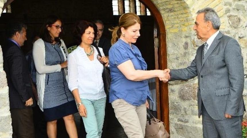 İzmir'in &Ouml;zel İdare Malları Krizinde Yeni Gelişme