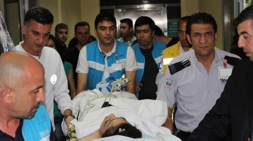 Babasını Kurtarmak İsterken Motorlu &Ccedil;apa Altında Kaldı