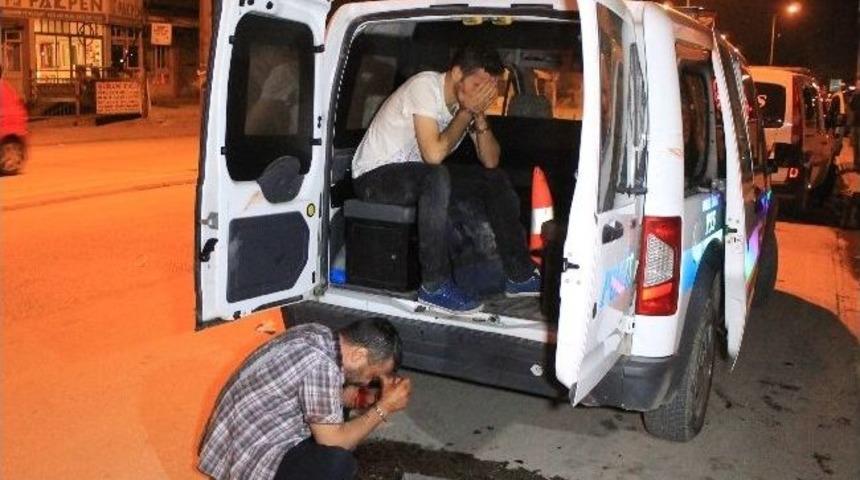 Trafikte Satırlı Yol Verme Kavgası: 1 Yaralı