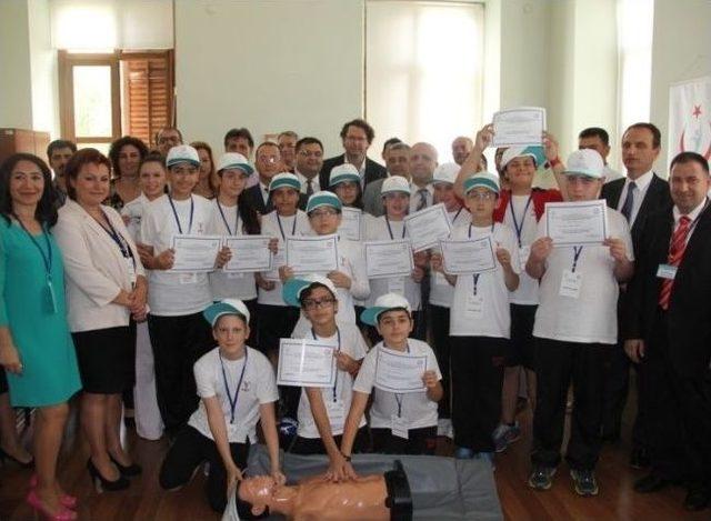 Acil Eğitim Merkezi A&ccedil;ıldı 1