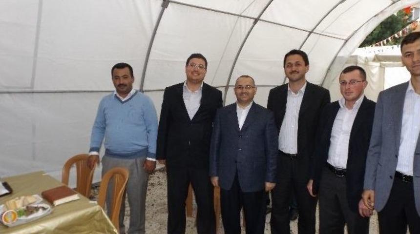 Muratlı'da Fatih Erkek &Ouml;ğrenci Yurdu Kermes D&uuml;zenledi