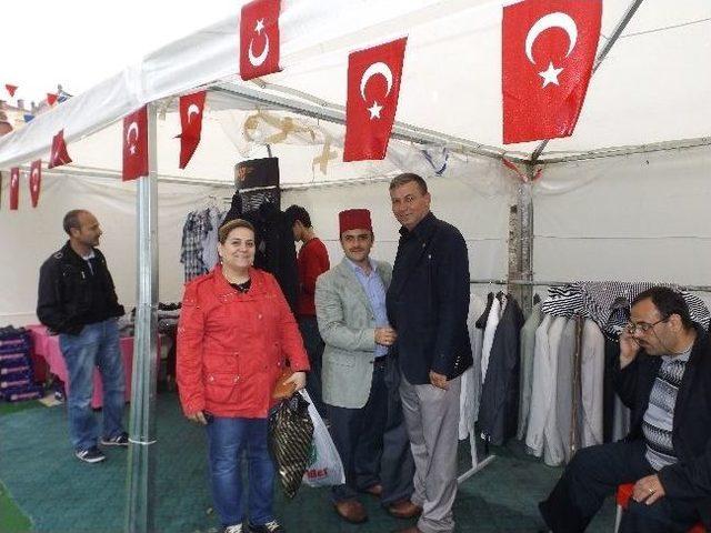 Muratlı da Fatih Erkek &Ouml;ğrenci Yurdu Kermes D&uuml;zenledi 1