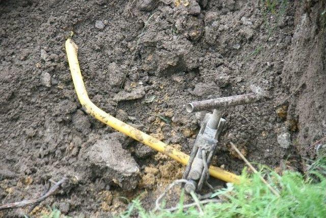 Düzce’de Doğal Gaz Borusu Delindi